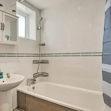 Lovely 3-Bed Clapham Common London Exterior photo